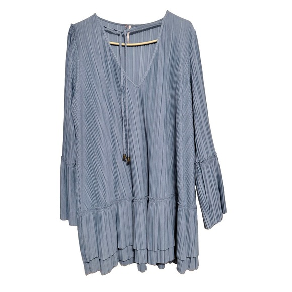 Free People Dresses & Skirts - Free People Women's Blue Flutter Sleeve Dress Medium